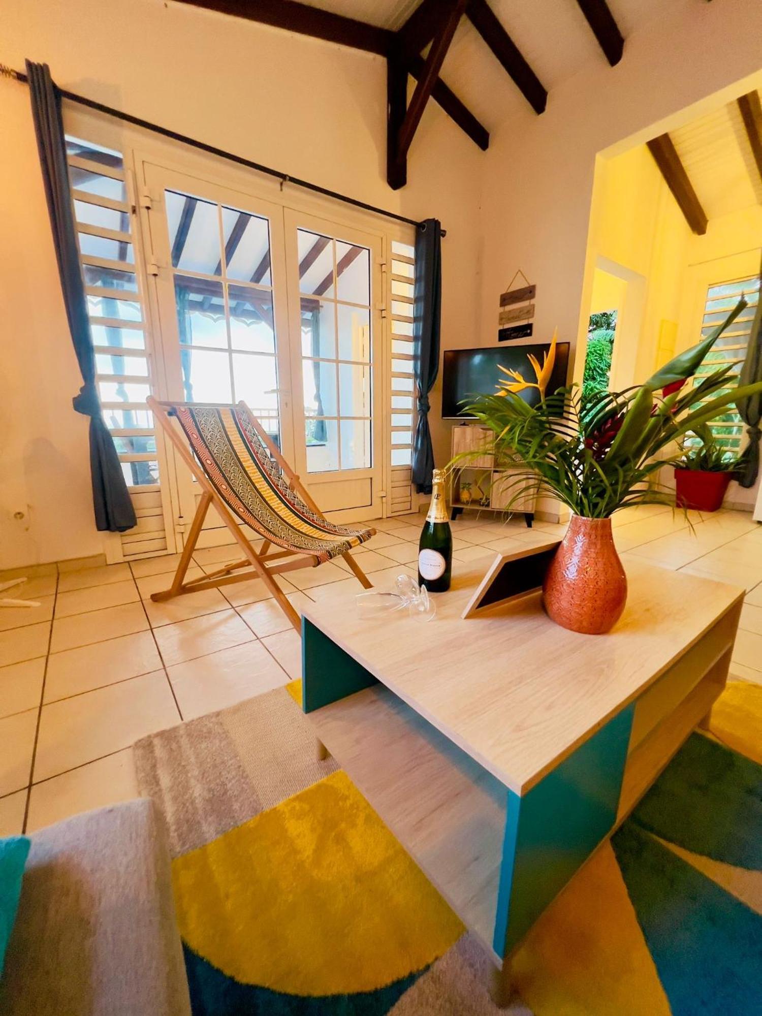 סנט-לוס Villa Iguana, Duplex Paisible, Vue Magnifique Mer Et Rocher Du Diamant, Piscine מראה חיצוני תמונה
